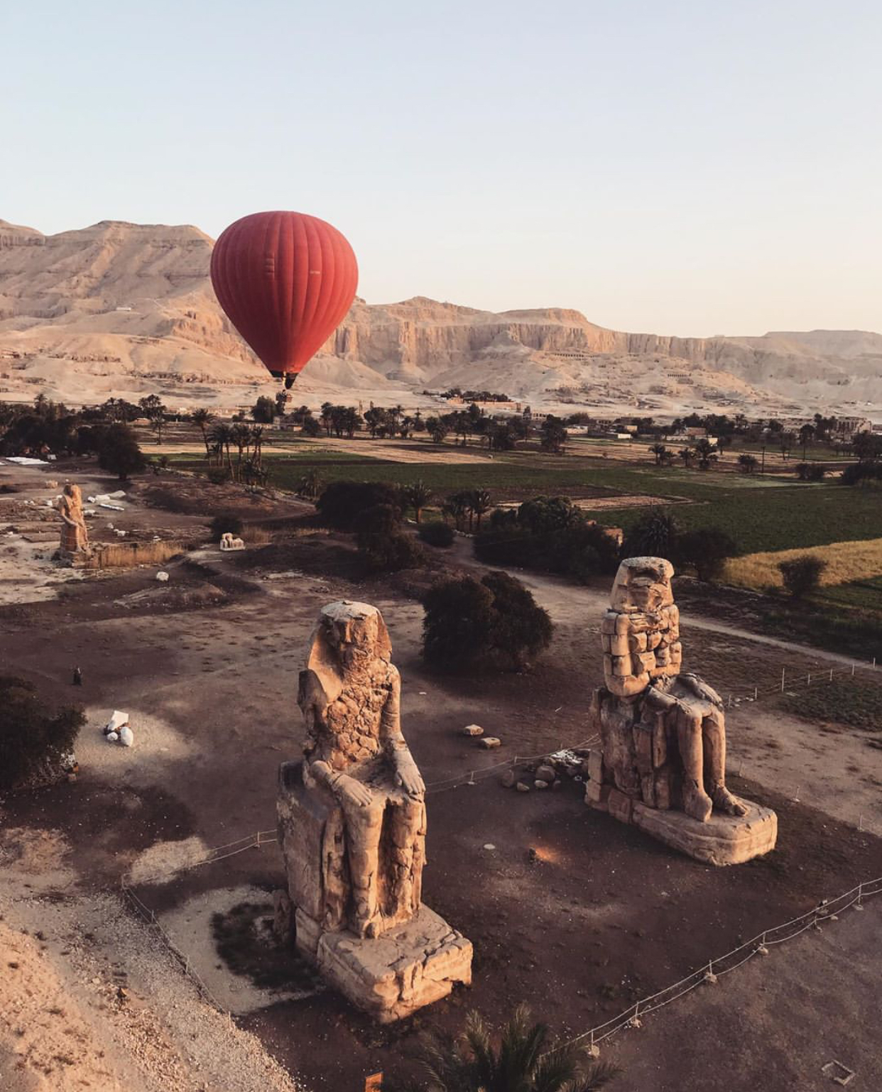 Hij verdund Vacature Visit Luxor in Hot Air Balloon – «THERE IS NO DREAM QUITE SO SATISFYING AS  THE ONE OF FLYING» G. Vidal